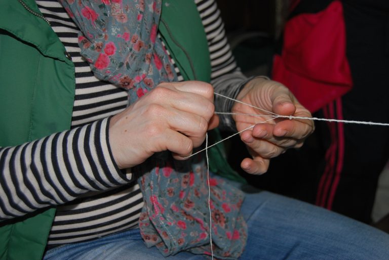 taller de hilado trenzado de hilos de alpaca