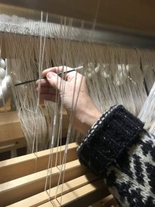 taller de telar preparacion del telar en tamaño grande